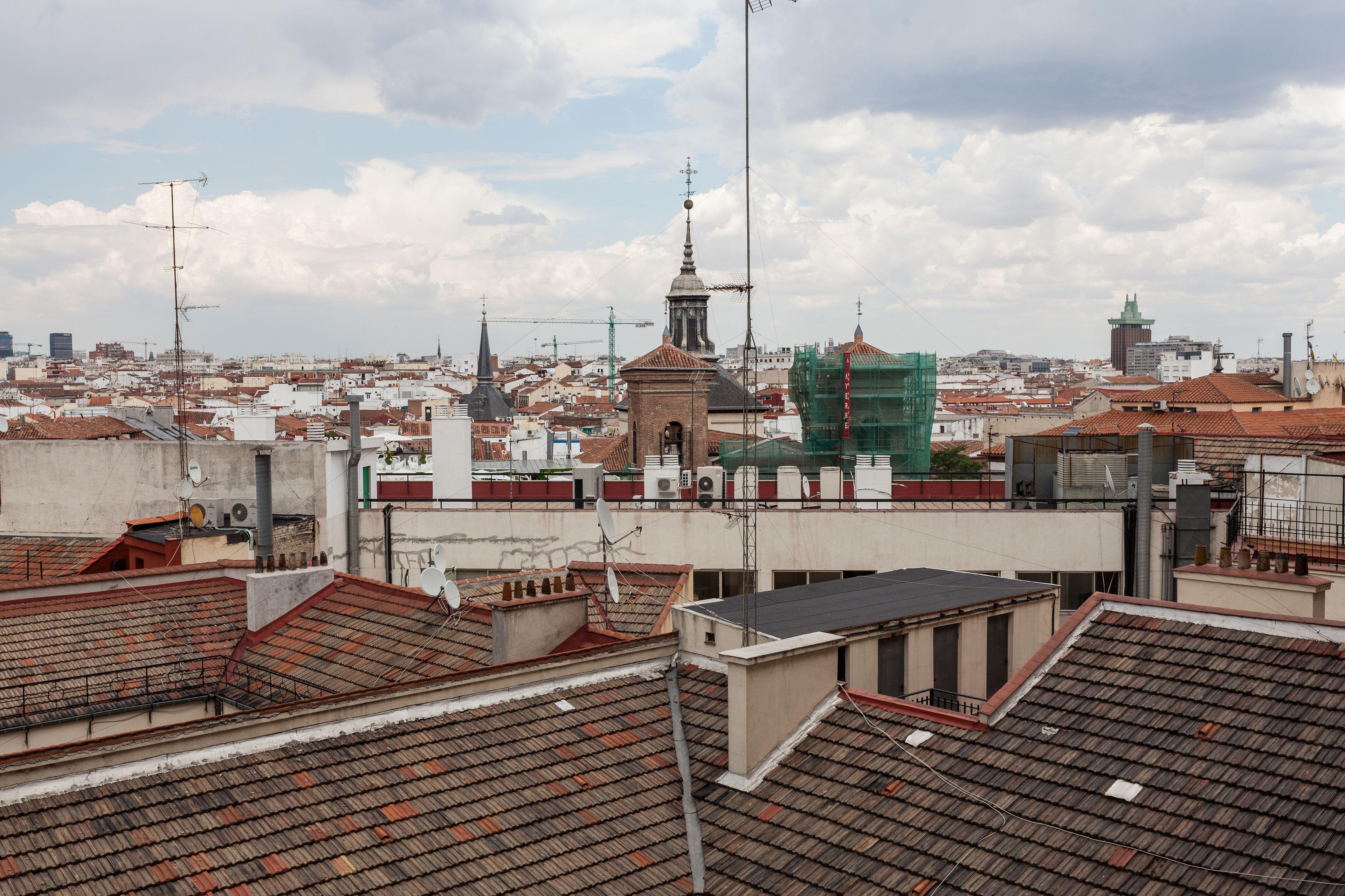 Hostal Josefina-Gran Via — Photos 2