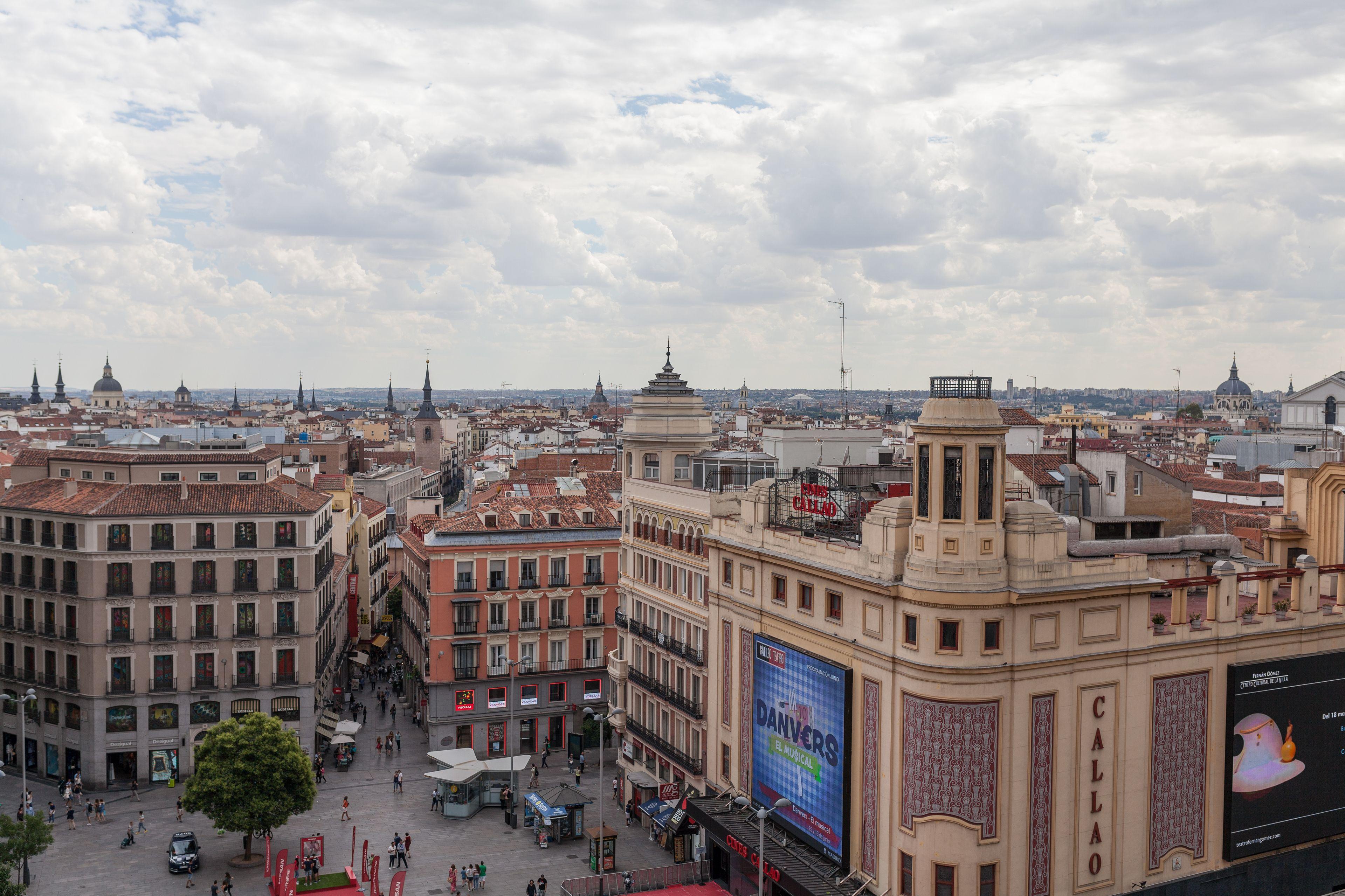 Hostal Josefina-Gran Via — Photos 1
